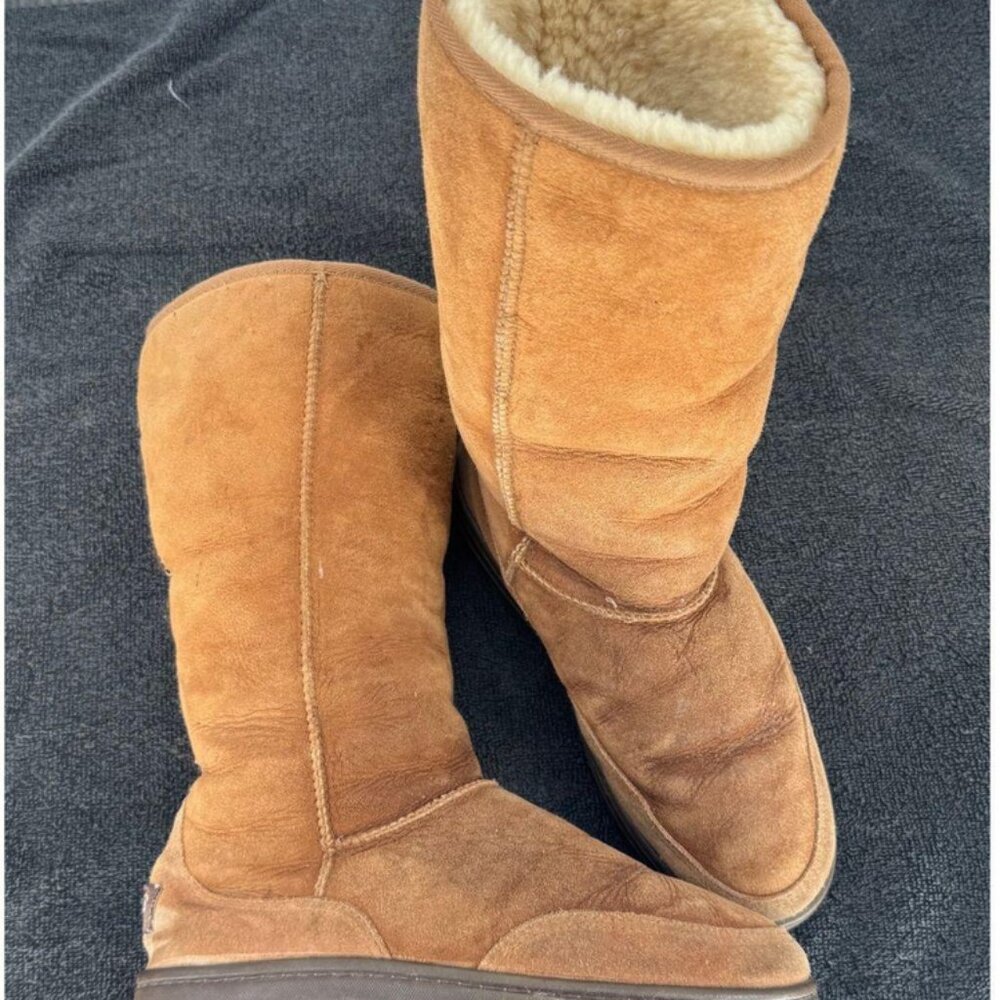 UGG Women’s Vintage Ultra Tall Chestnut Wool Sheepskin Winter Boots Size 6 - Picture 2 of 8
